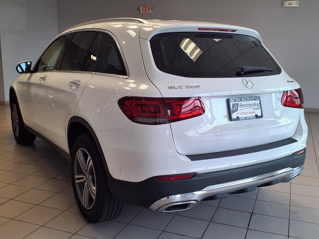 Used 2021 Mercedes-Benz GLC 300 4MATIC image 4
