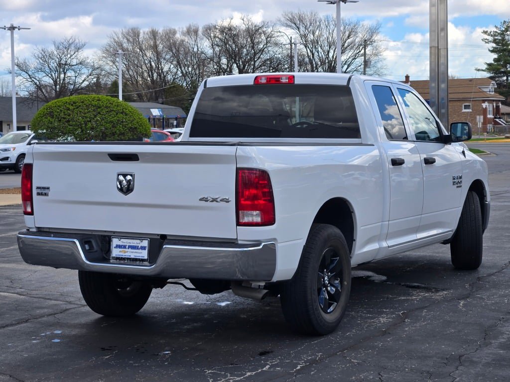 Used 2024 RAM 1500 Classic SLT image 12