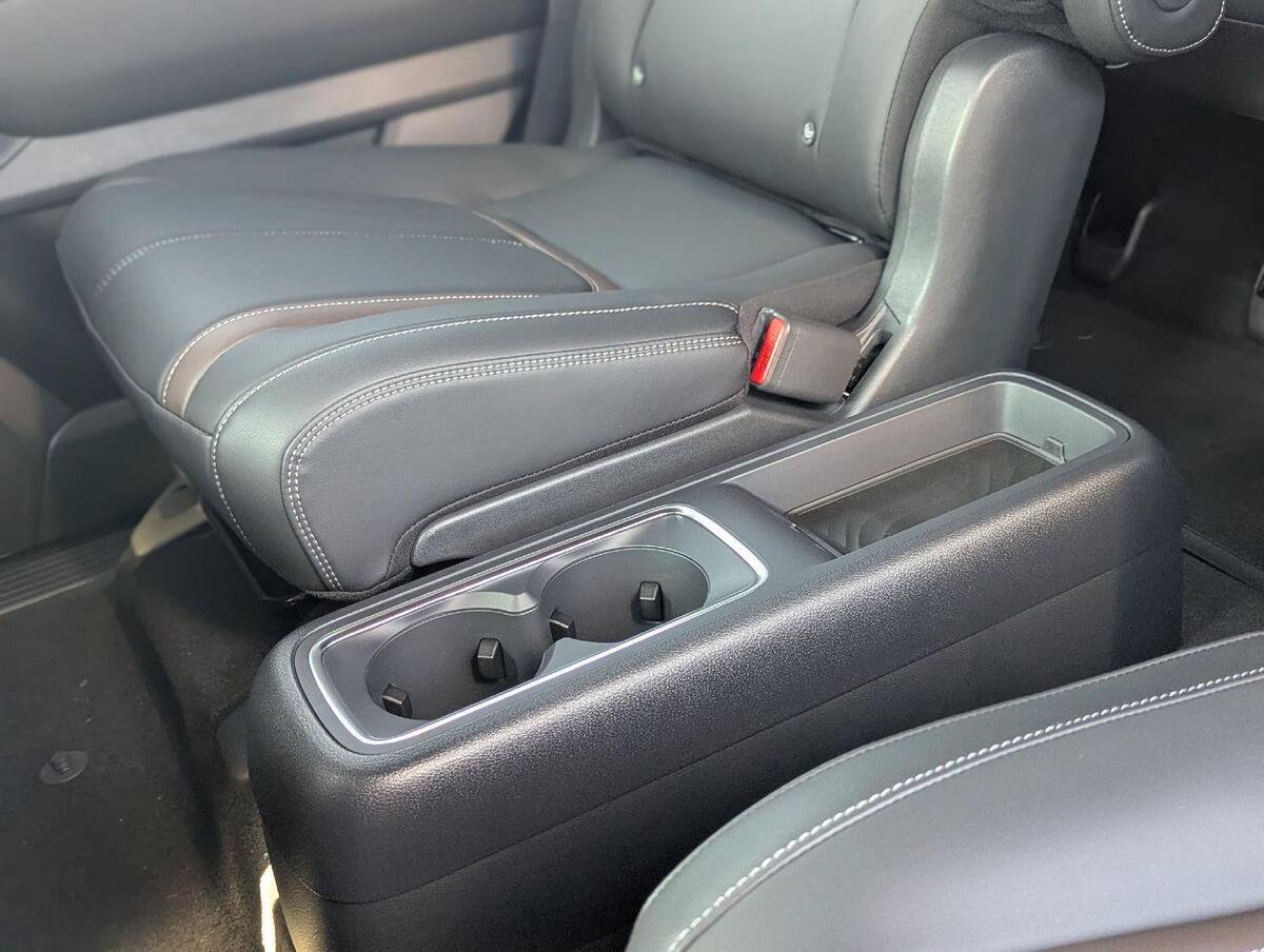 New 2026 Nissan Armada SL w/ Captain's Chari Seat Package AWD/4WD image 28