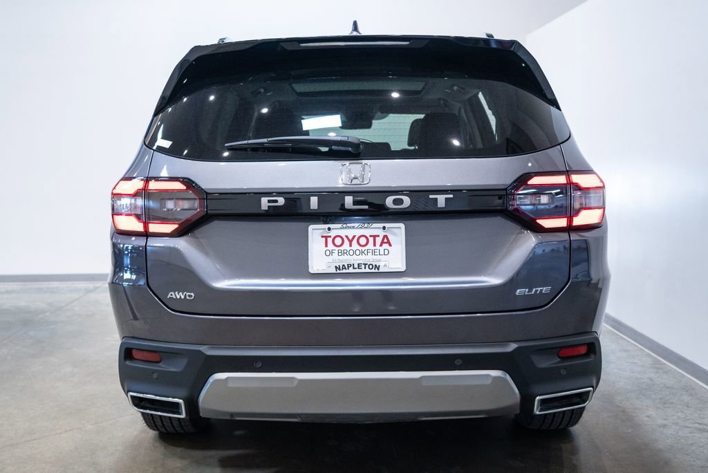 Used 2026 Honda Pilot Elite image 8