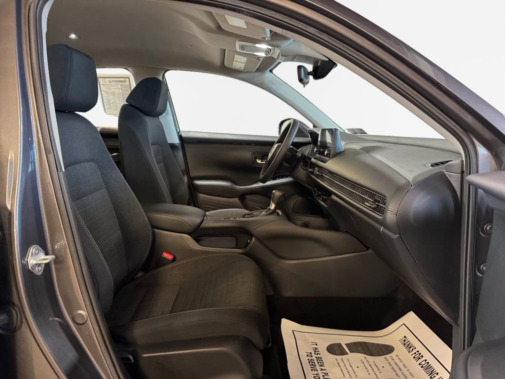 Used 2023 Honda HR-V LX image 26