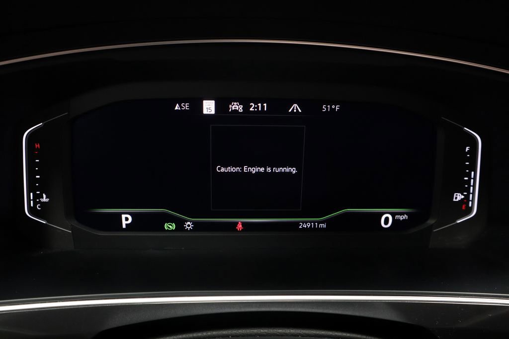 Used 2022 Volkswagen Tiguan SEL R-Line image 32