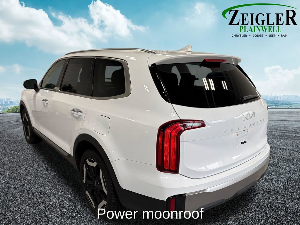 Used 2025 Kia Telluride S image 5