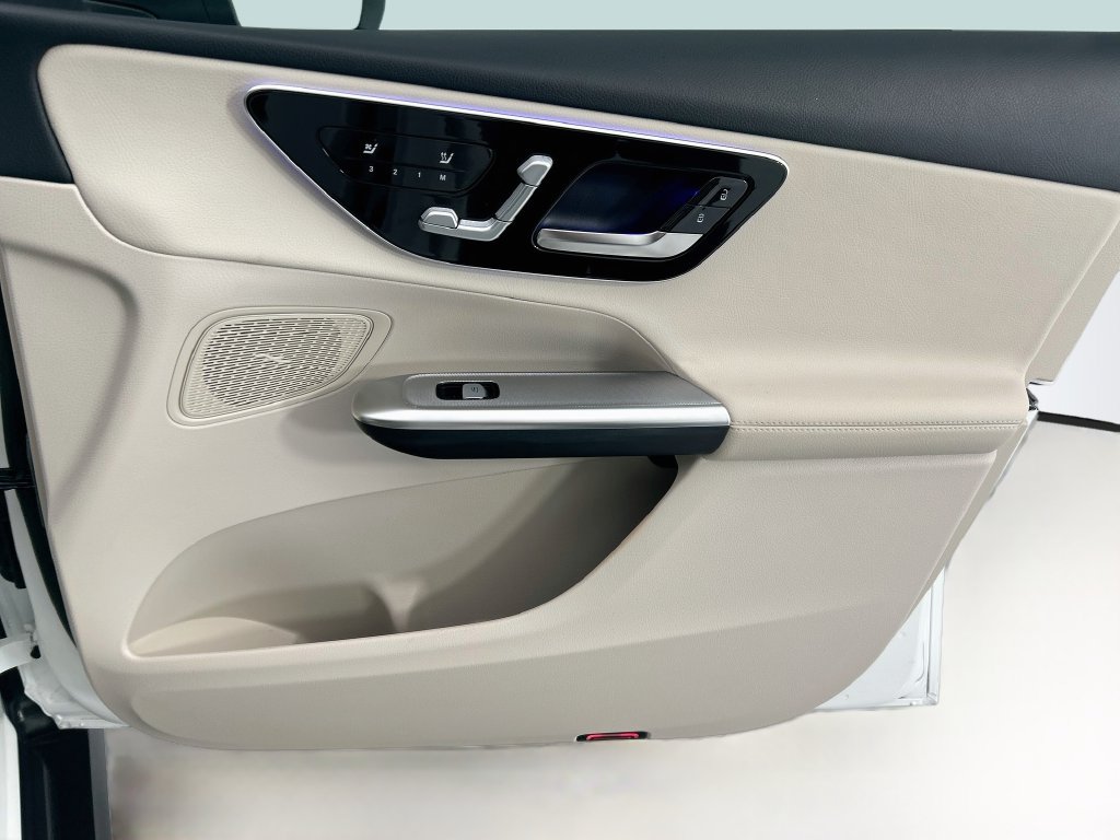 Certified 2026 Mercedes-Benz GLC 300 image 23