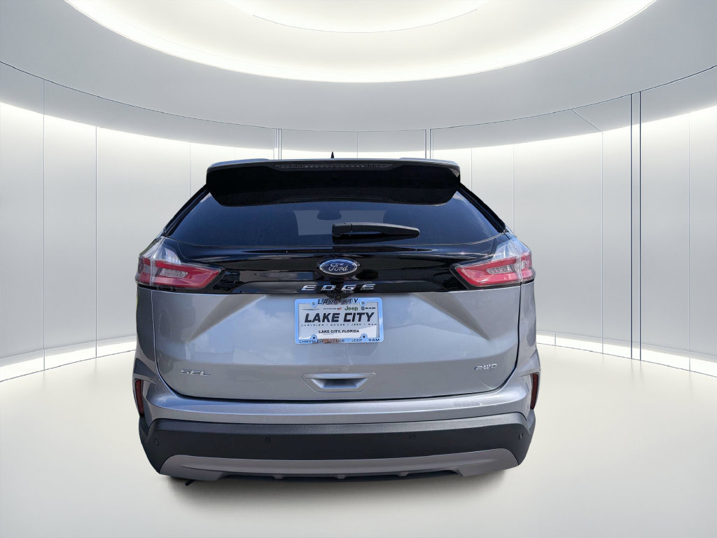 Used 2024 Ford Edge SEL w/ Convenience Package AWD/4WD image 4