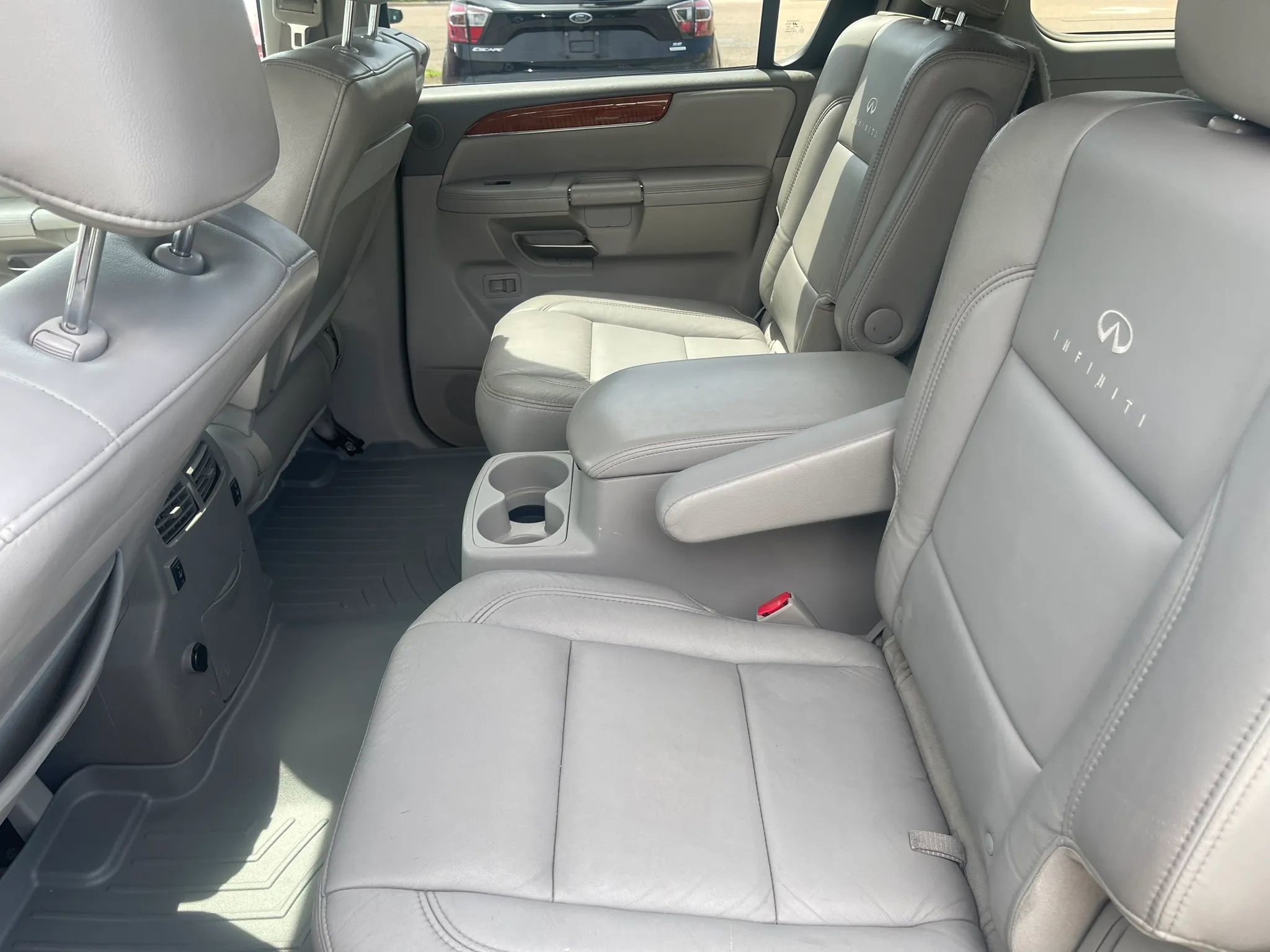 Used 2008 INFINITI QX56 4WD image 14