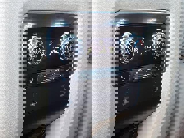 Certified 2022 GMC Yukon Denali image 27