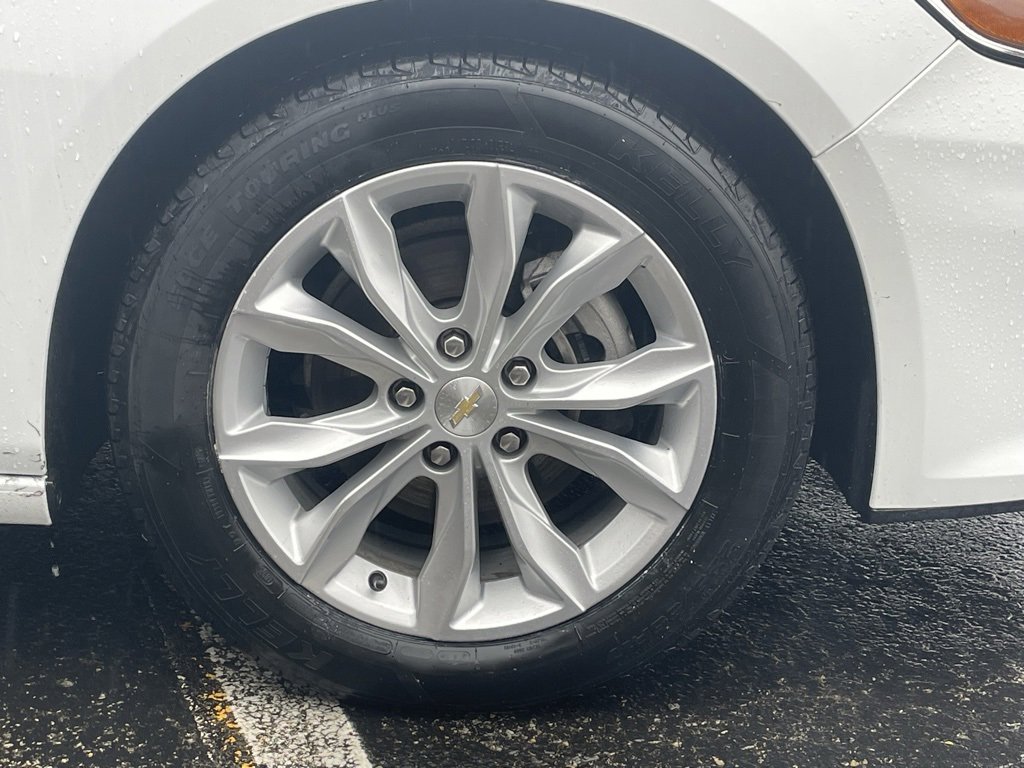 Certified 2024 Chevrolet Malibu LT image 9