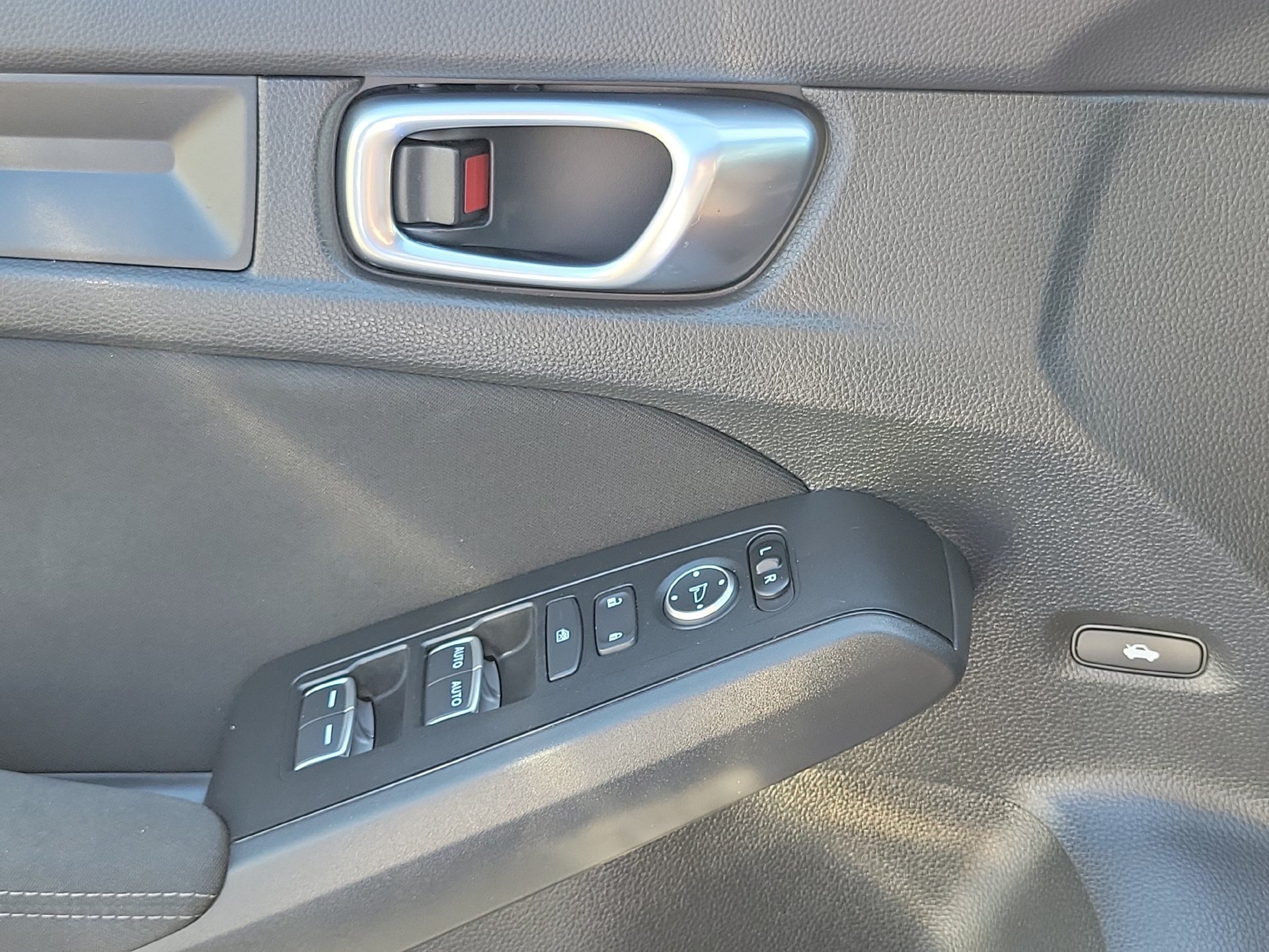 Used 2024 Honda Civic Sport image 11