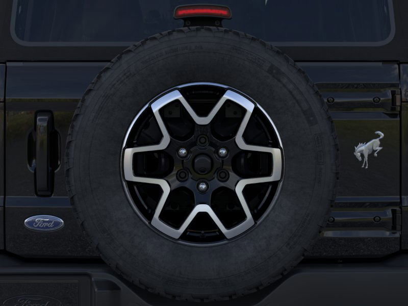New 2024 Ford Bronco Outer Banks image 24