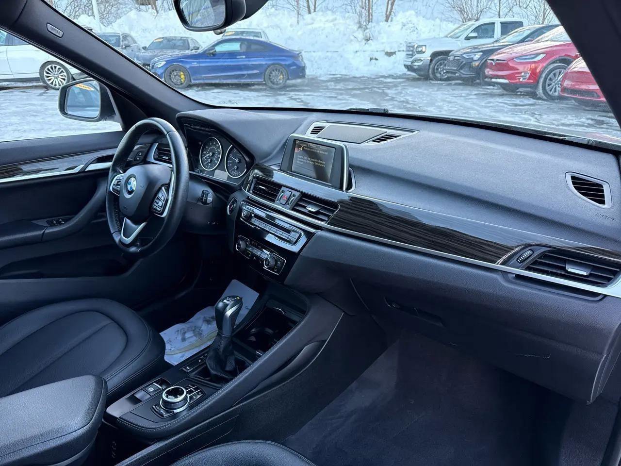Used 2017 BMW X1 xDrive28i AWD/4WD image 40