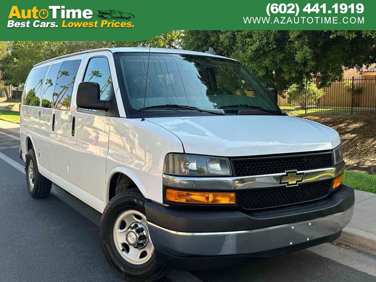 Used 2018 Chevrolet Express 3500 LT w/ LT Preferred Equipment Group RWD image 1