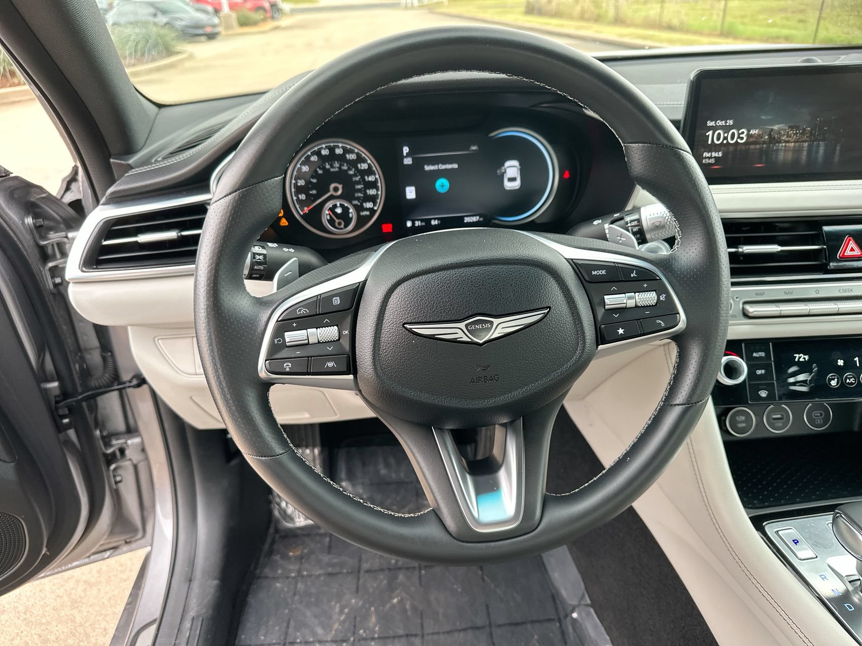 Used 2024 Genesis G70 2.5T RWD image 14