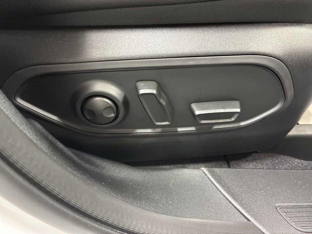 New 2026 Jeep Cherokee Limited image 31