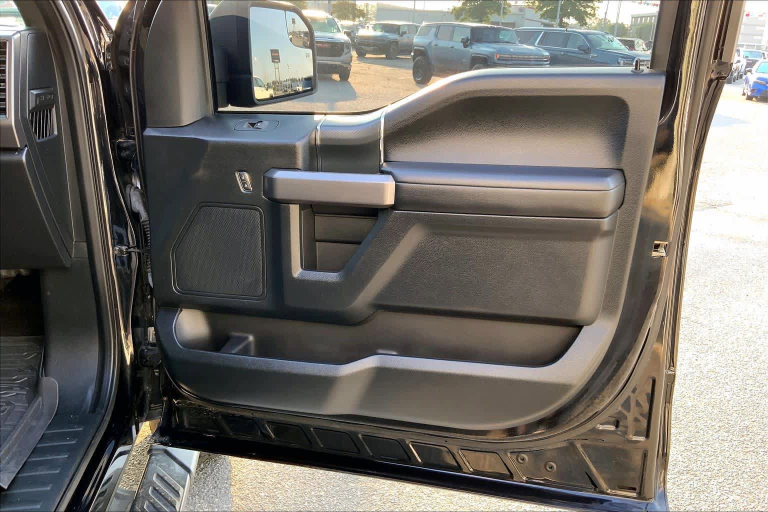Used 2020 Ford F150 XLT w/ Equipment Group 302A Luxury image 22