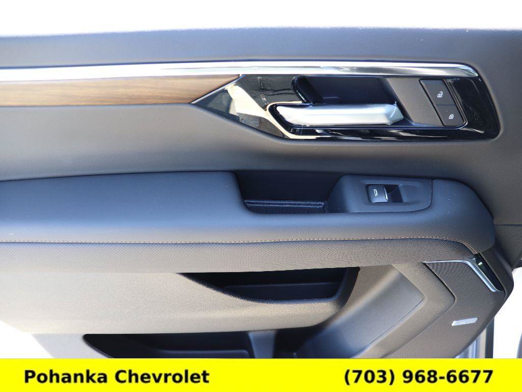 New 2026 Chevrolet Suburban High Country AWD/4WD image 23