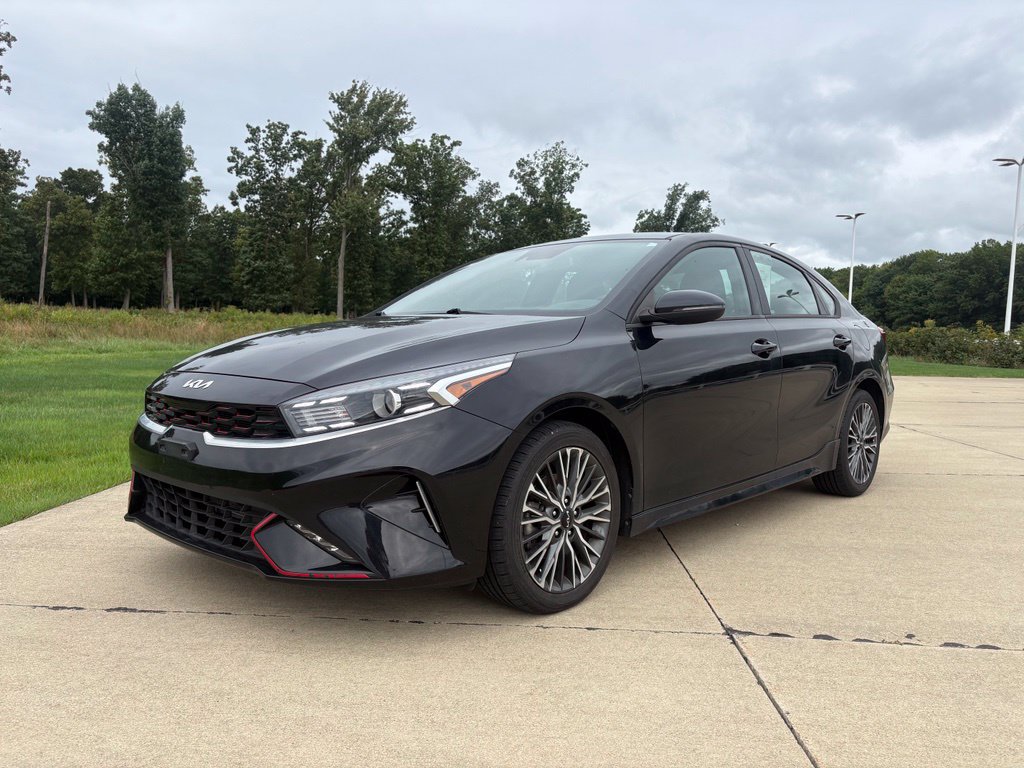 Used 2023 Kia Forte GT-Line FWD image 1