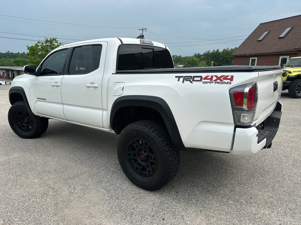 Used 2021 Toyota Tacoma TRD Off-Road w/ Technology Package AWD/4WD image 3