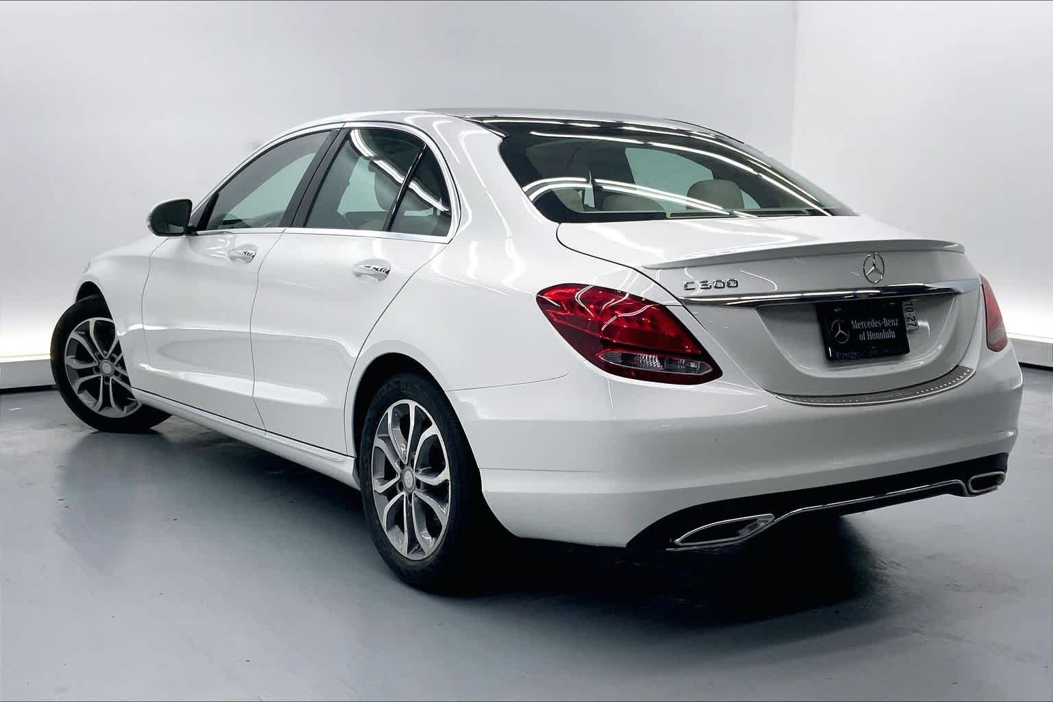 Used 2016 Mercedes-Benz C 300 Sedan image 2