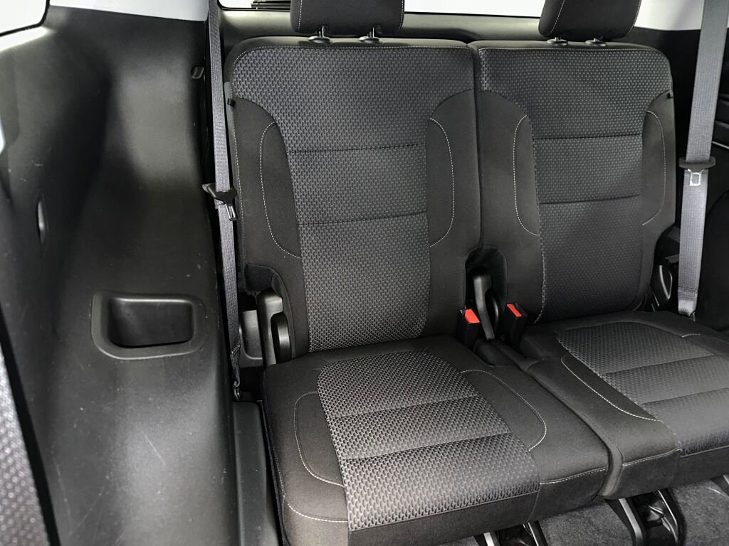 Certified 2023 GMC Acadia SLE w/ Driver Convenience Package image 30