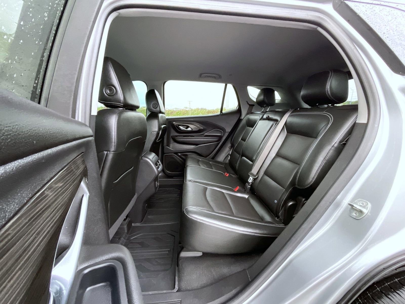 Used 2023 GMC Terrain SLT w/ Tech Package AWD/4WD image 19
