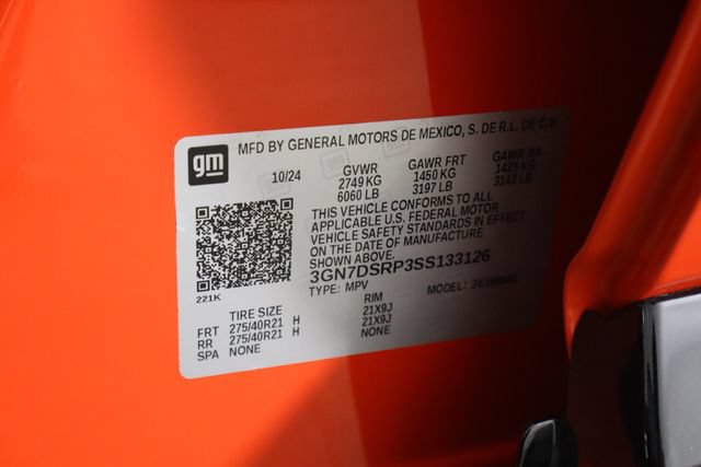 Used 2025 Chevrolet Equinox EV RS FWD image 41