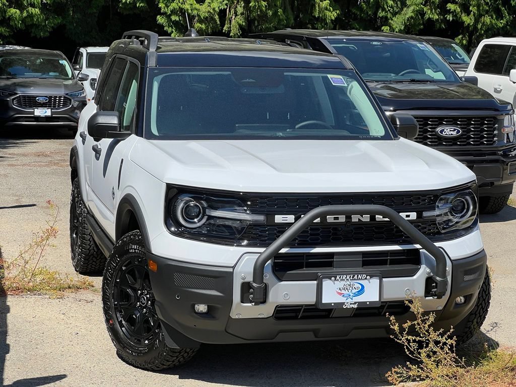 New 2026 Ford Bronco Sport Outer Banks w/ Sasquatch Outer Banks Package AWD/4WD image 1