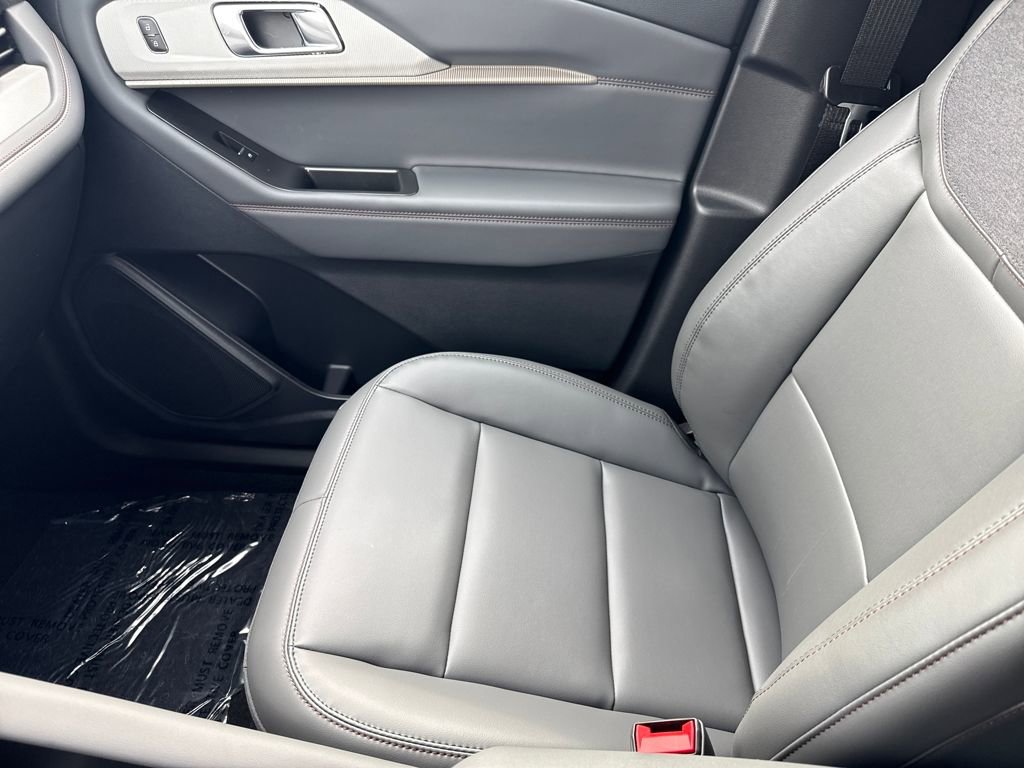 New 2026 Ford Explorer Active image 29