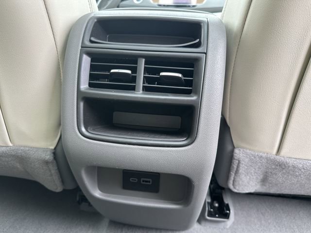 Certified 2023 Cadillac XT5 Premium Luxury w/ LPO, Floor Liner Package image 32