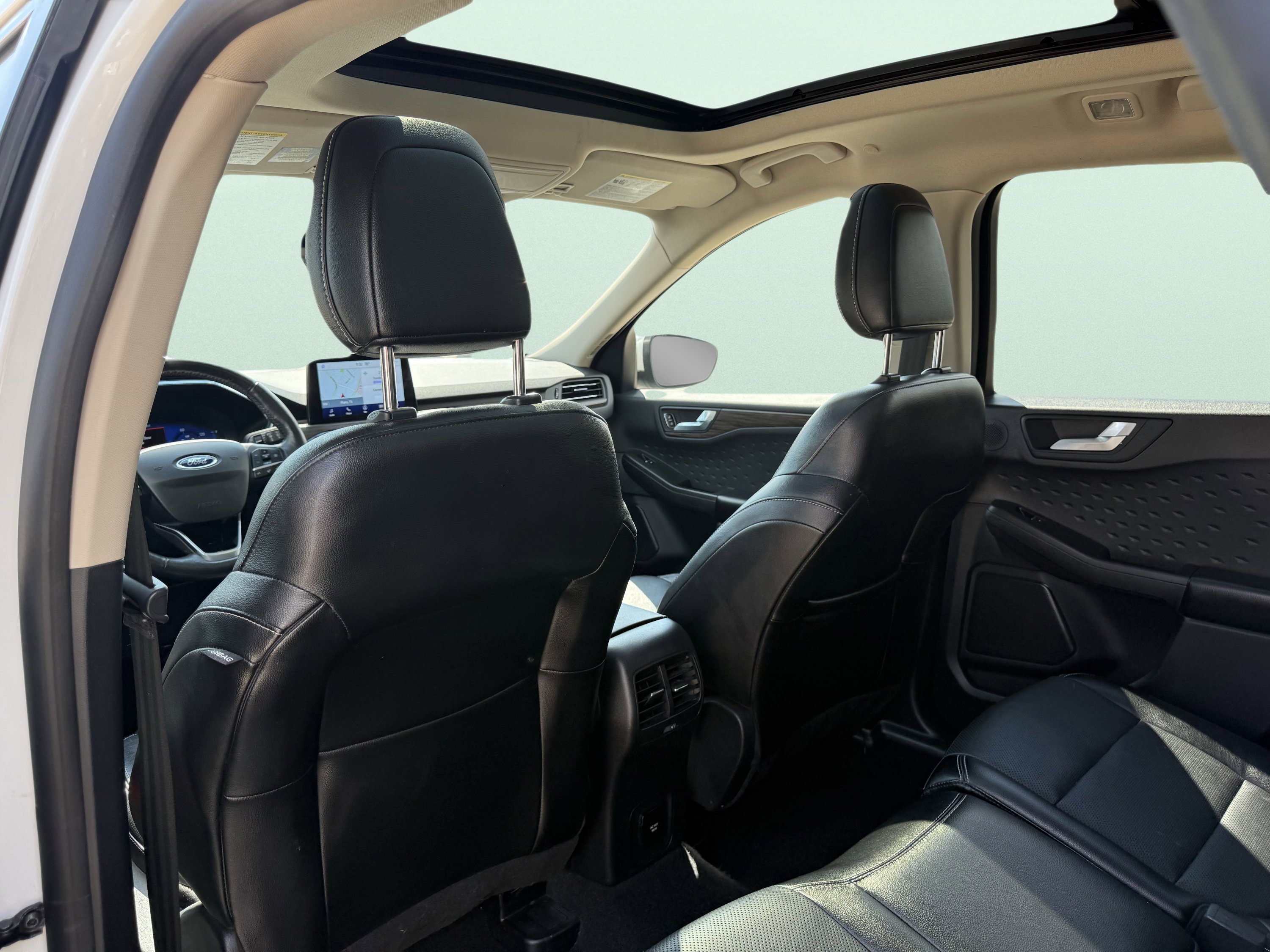 Used 2020 Ford Escape Titanium image 36