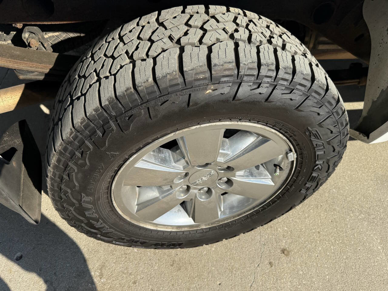 Used 2012 GMC Sierra 1500 SLE w/ Power Tech Package image 10