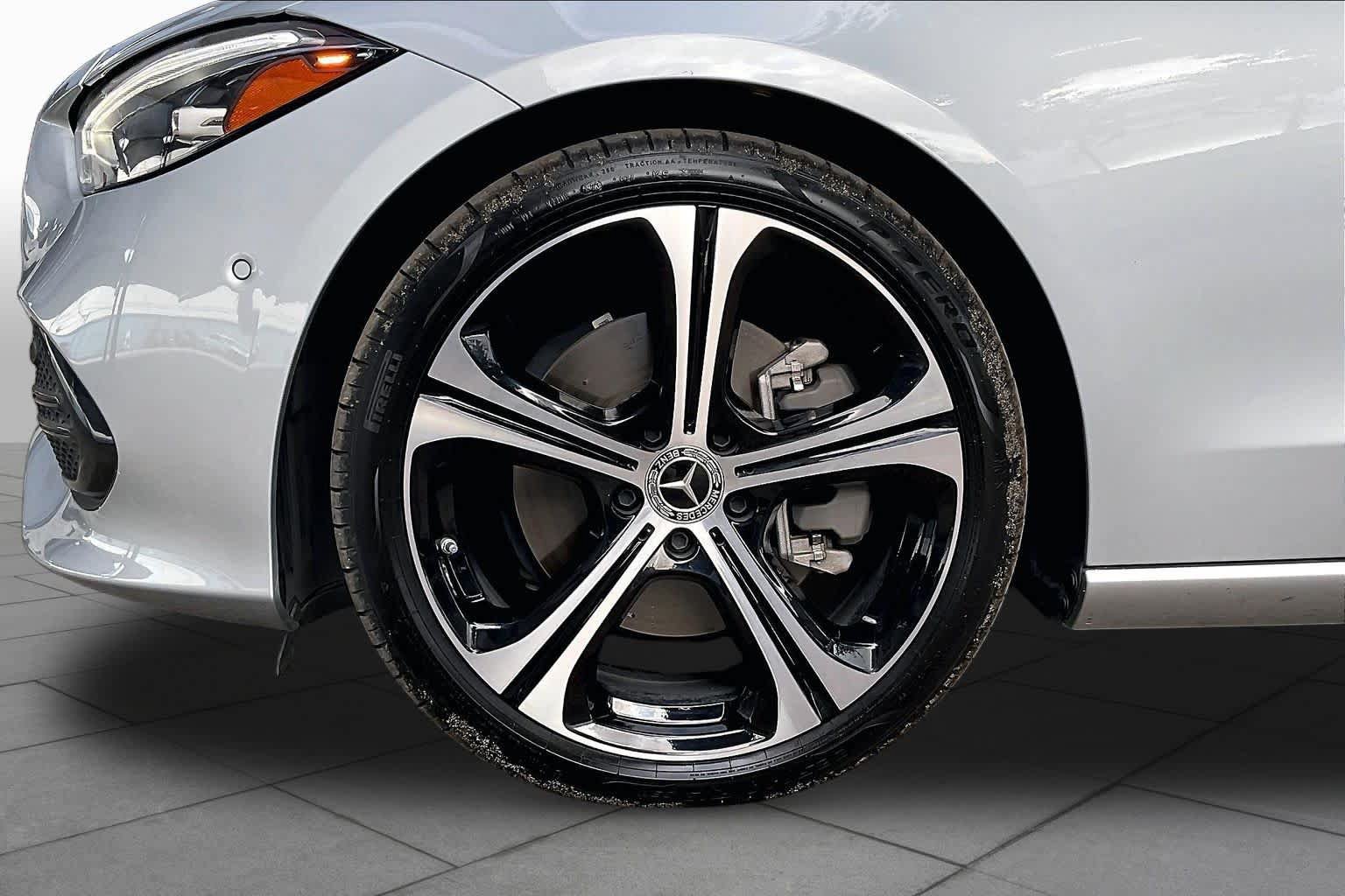 Used 2024 Mercedes-Benz C 300 Sedan image 11