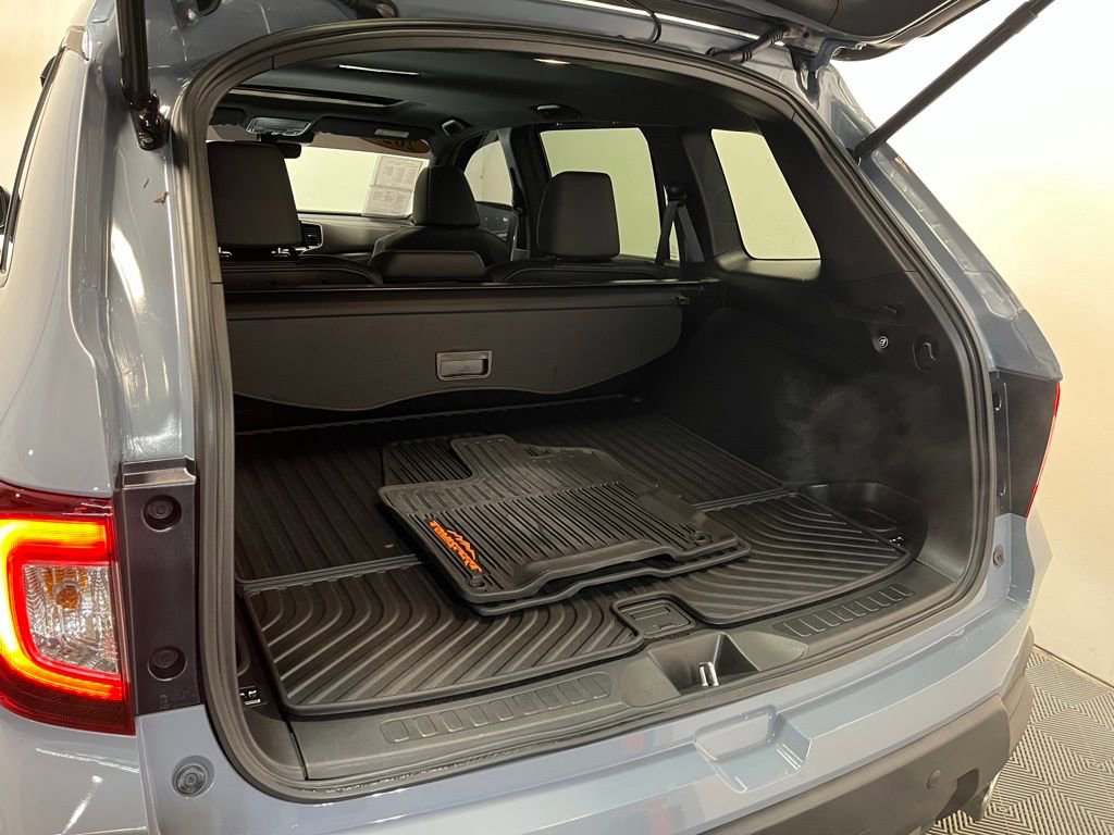 Used 2024 Honda Passport TrailSport image 26