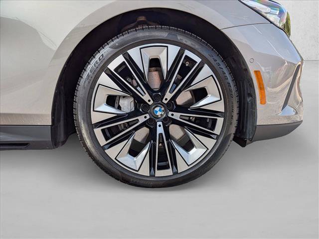 Certified 2026 BMW 540i xDrive AWD/4WD image 25