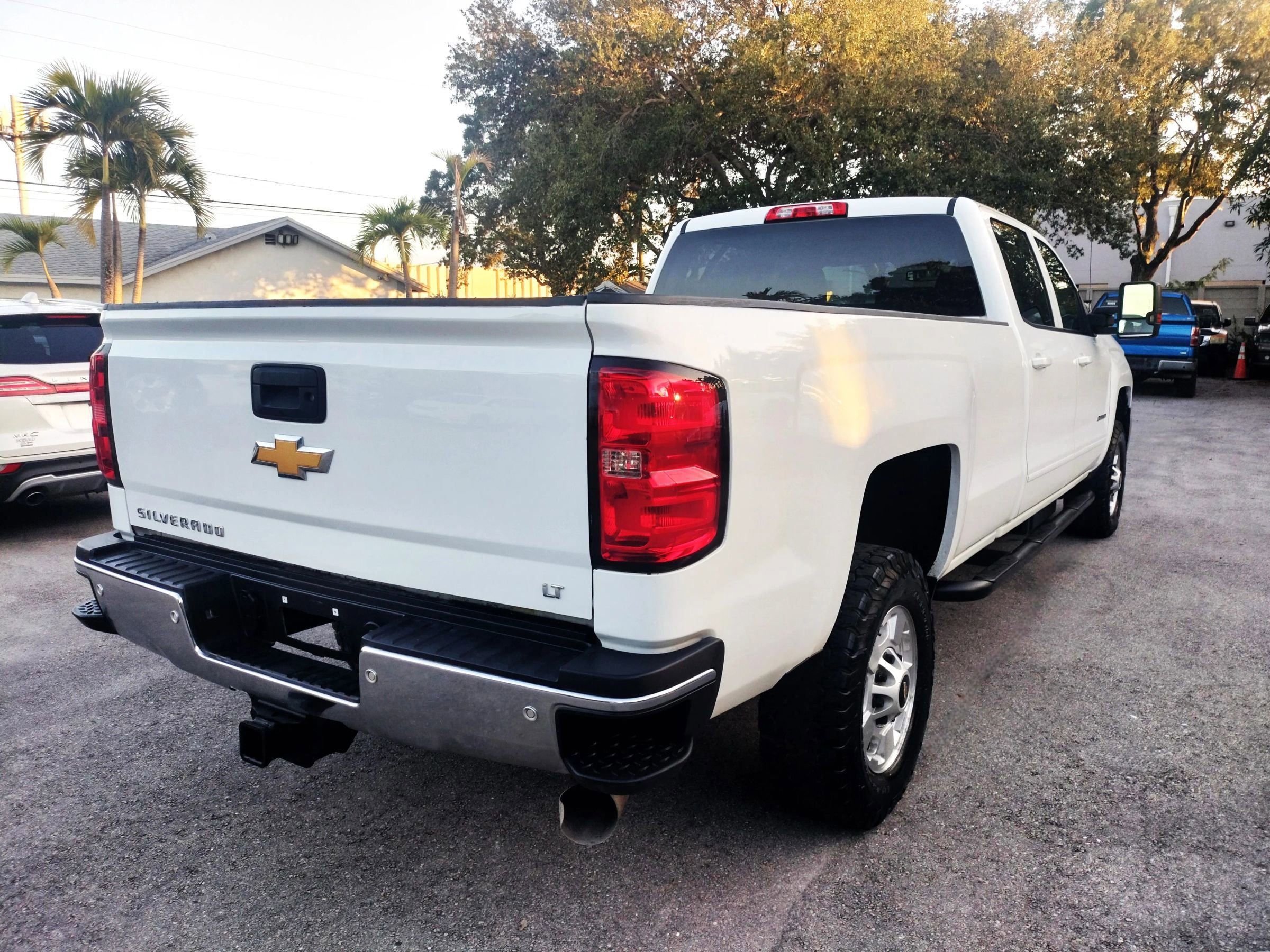 Used 2015 Chevrolet Silverado 2500 LT w/ Z71 Package, Off-Road AWD/4WD image 8