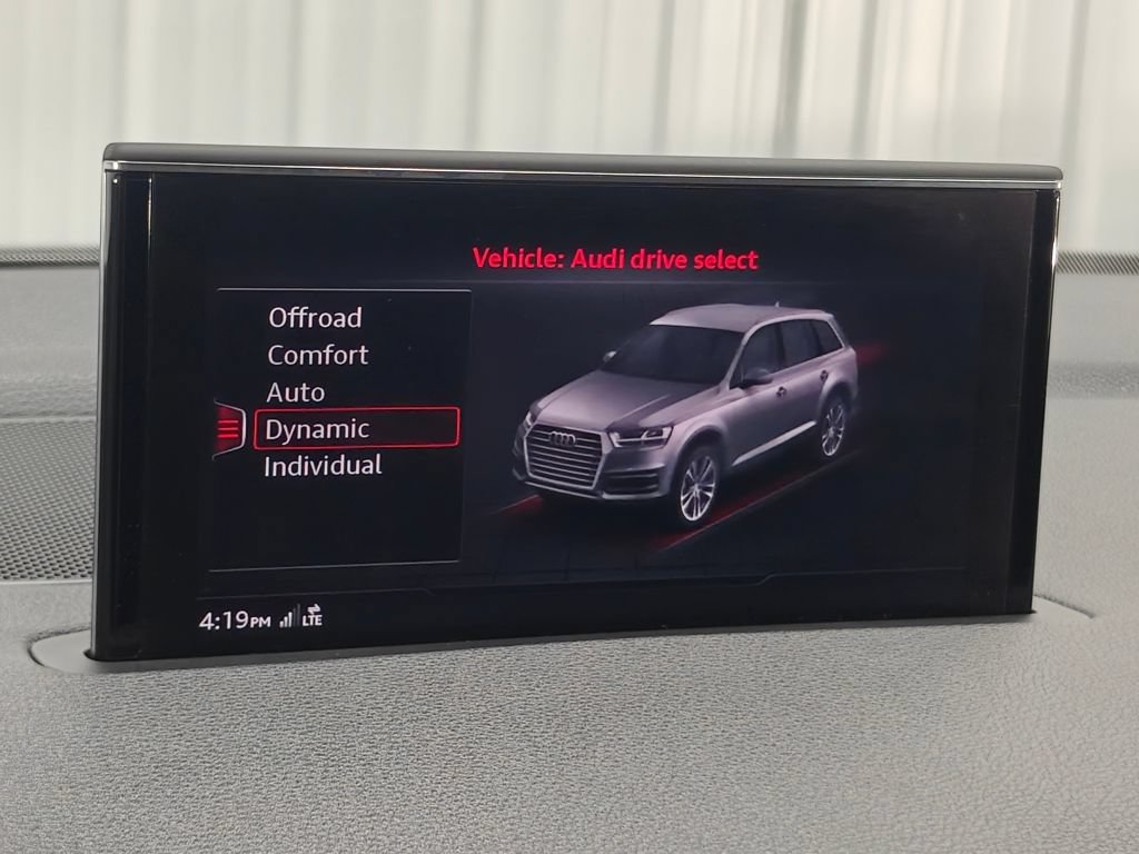 Used 2017 Audi Q7 3.0T Prestige AWD/4WD image 47