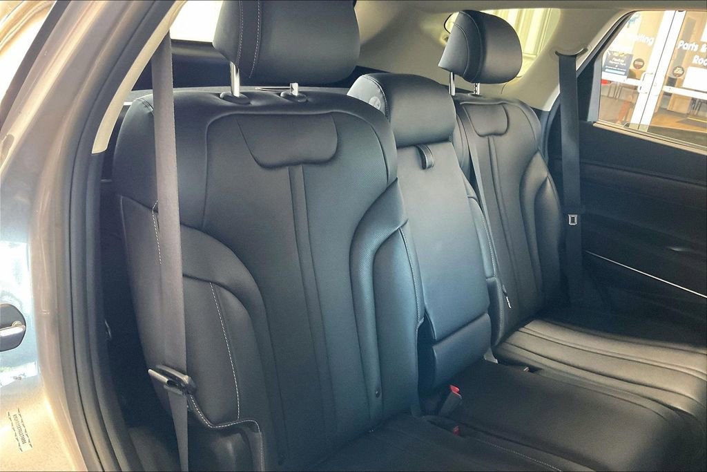 Used 2024 Genesis GV80 2.5T image 20