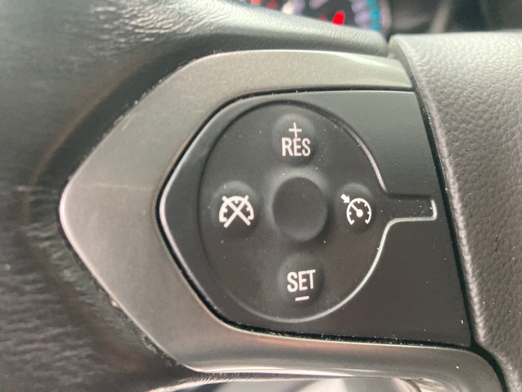 Used 2018 Chevrolet Silverado 1500 LT w/ All Star Edition image 37