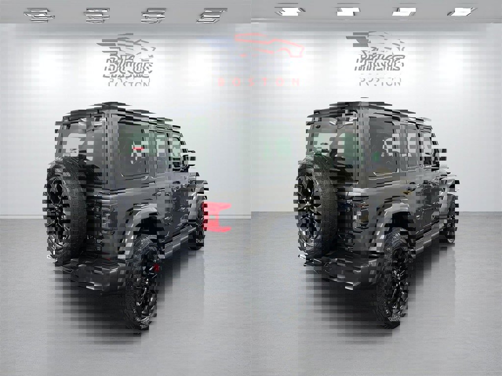 Used 2021 Jeep Wrangler Unlimited Sahara w/ Cold Weather Group image 8