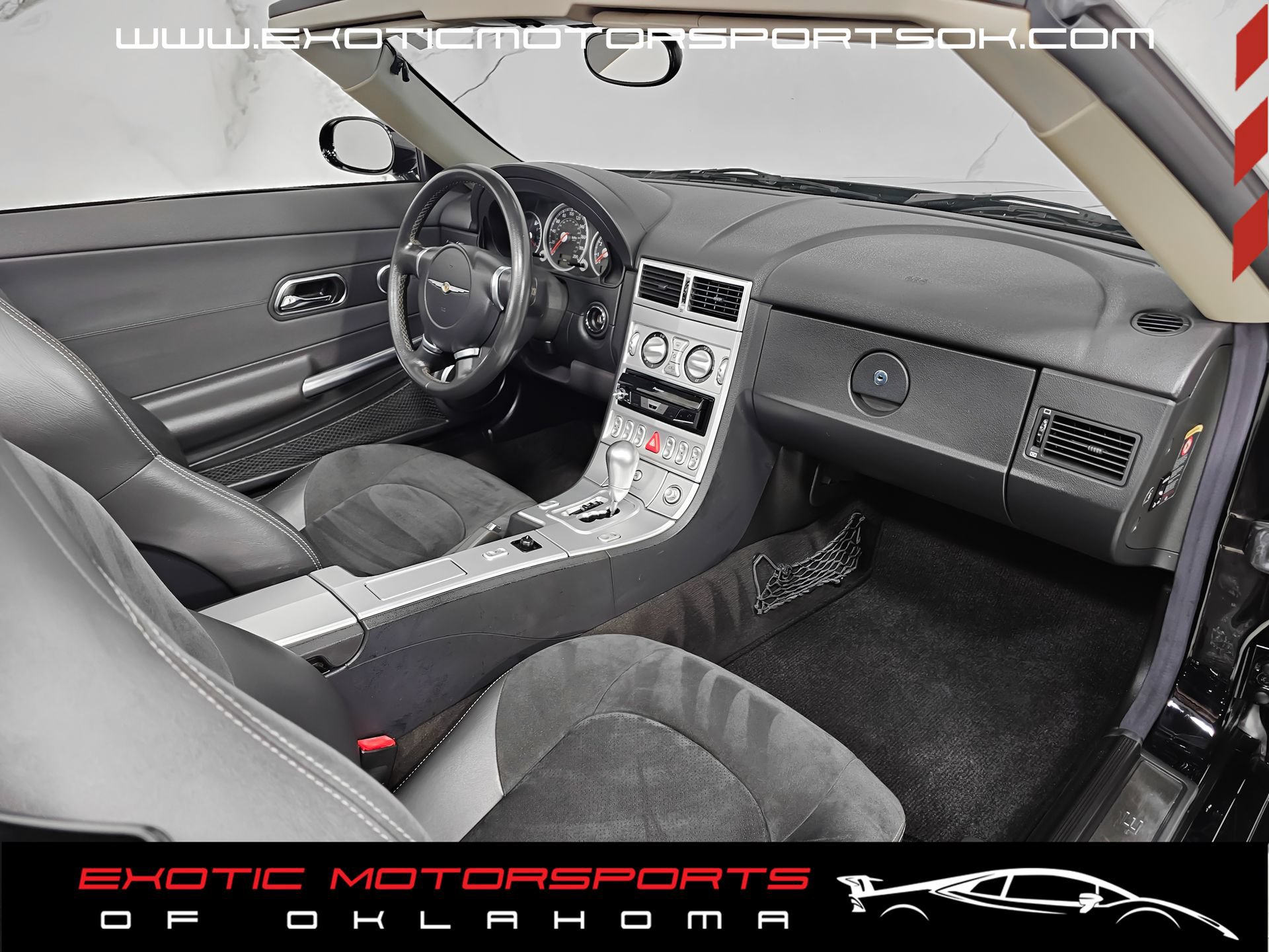 Used 2005 Chrysler Crossfire SRT-6 RWD image 4