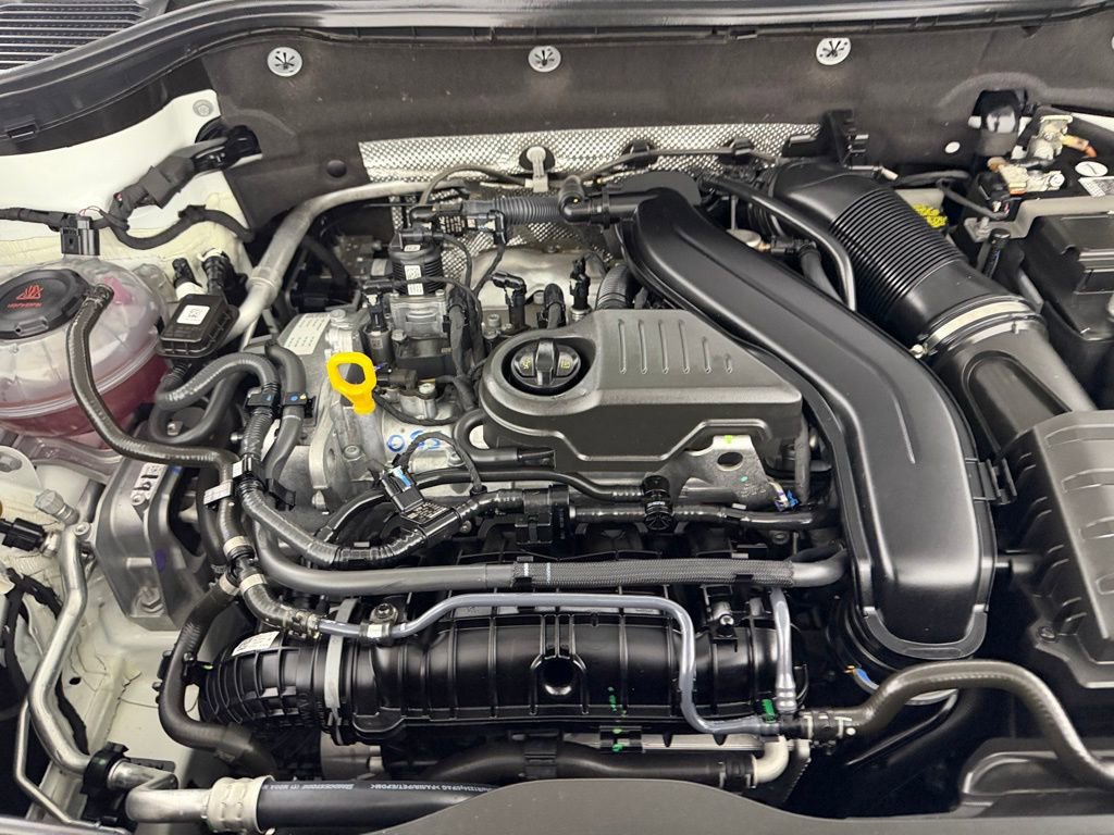 Used 2023 Volkswagen Taos S image 32