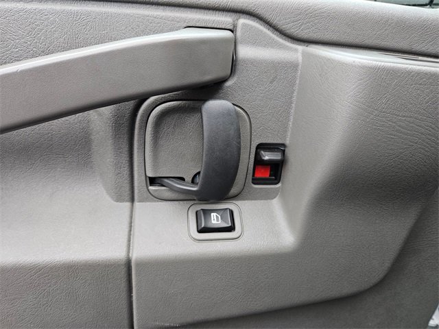 Used 2024 GMC Savana 2500 w/ Driver Convenience Package image 16