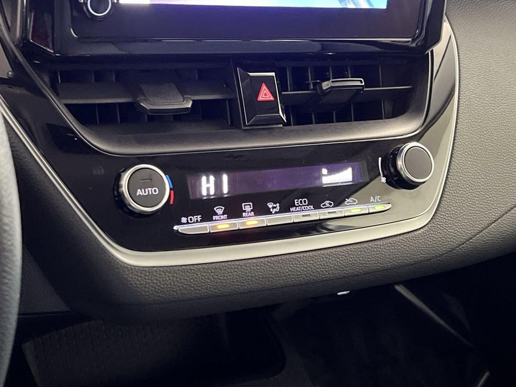 Used 2024 Toyota Corolla LE image 19