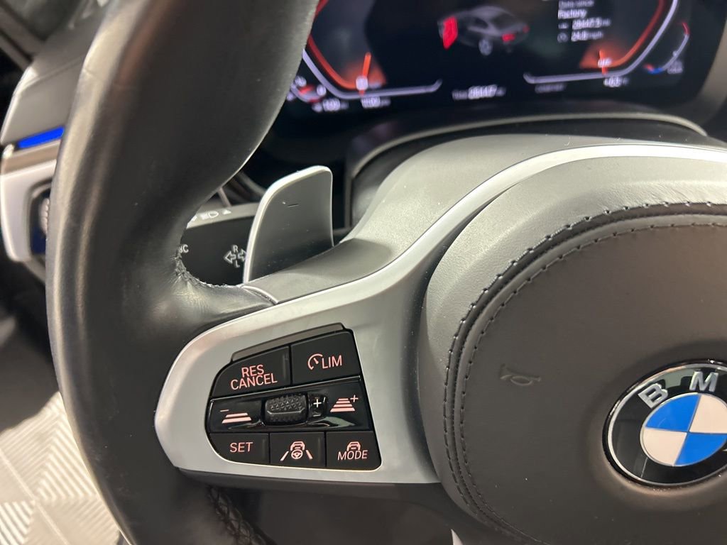 Used 2022 BMW M550i xDrive image 26