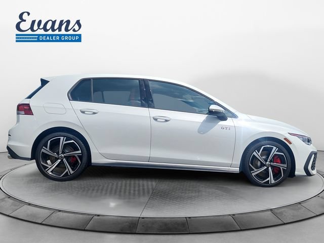 New 2025 Volkswagen GTI SE FWD image 8