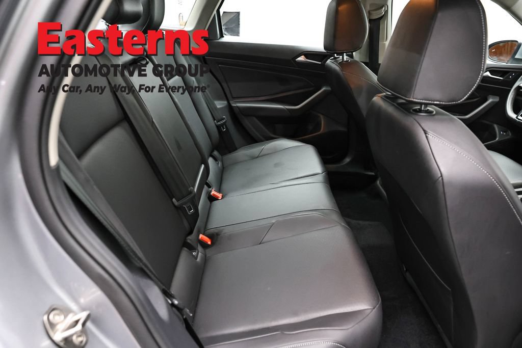 Used 2020 Volkswagen Jetta SE w/ SE Cold Weather Package FWD image 23
