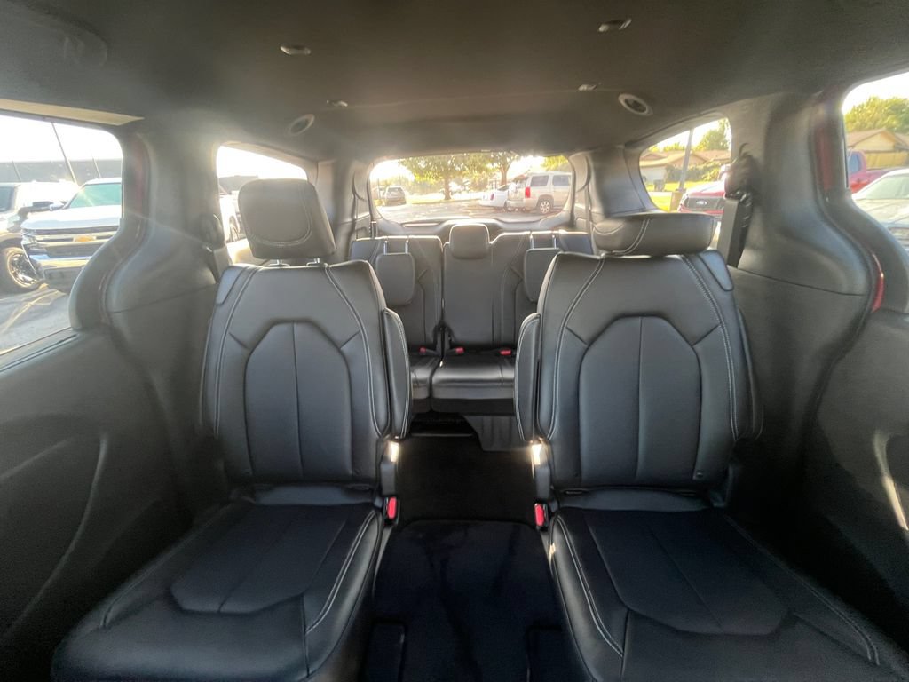 New 2026 Chrysler Pacifica Select FWD image 5