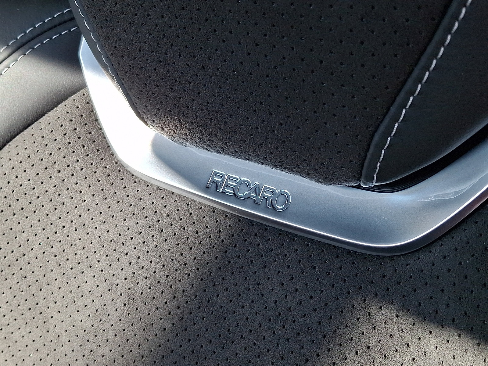 Used 2021 Chevrolet Camaro SS RWD image 28