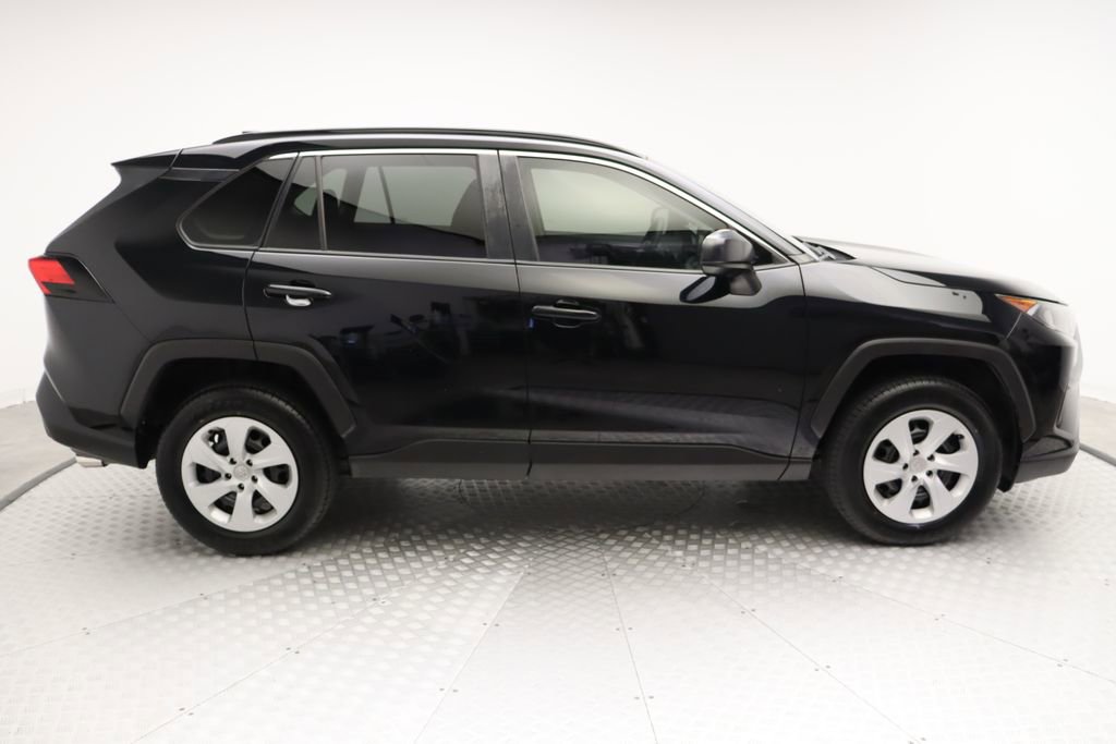 Certified 2019 Toyota RAV4 LE image 7