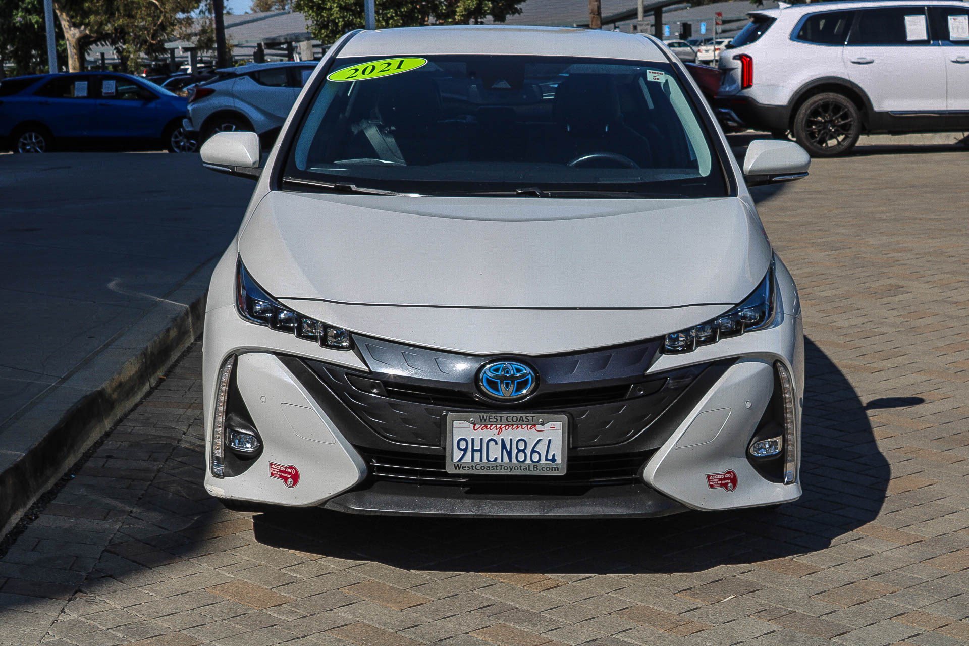 Certified 2021 Toyota Prius Prime Limited FWD image 2